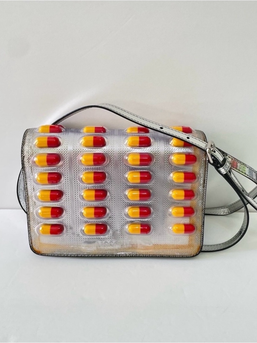 RARE Moschino Pill Pack Bag - Picture 9 of 13